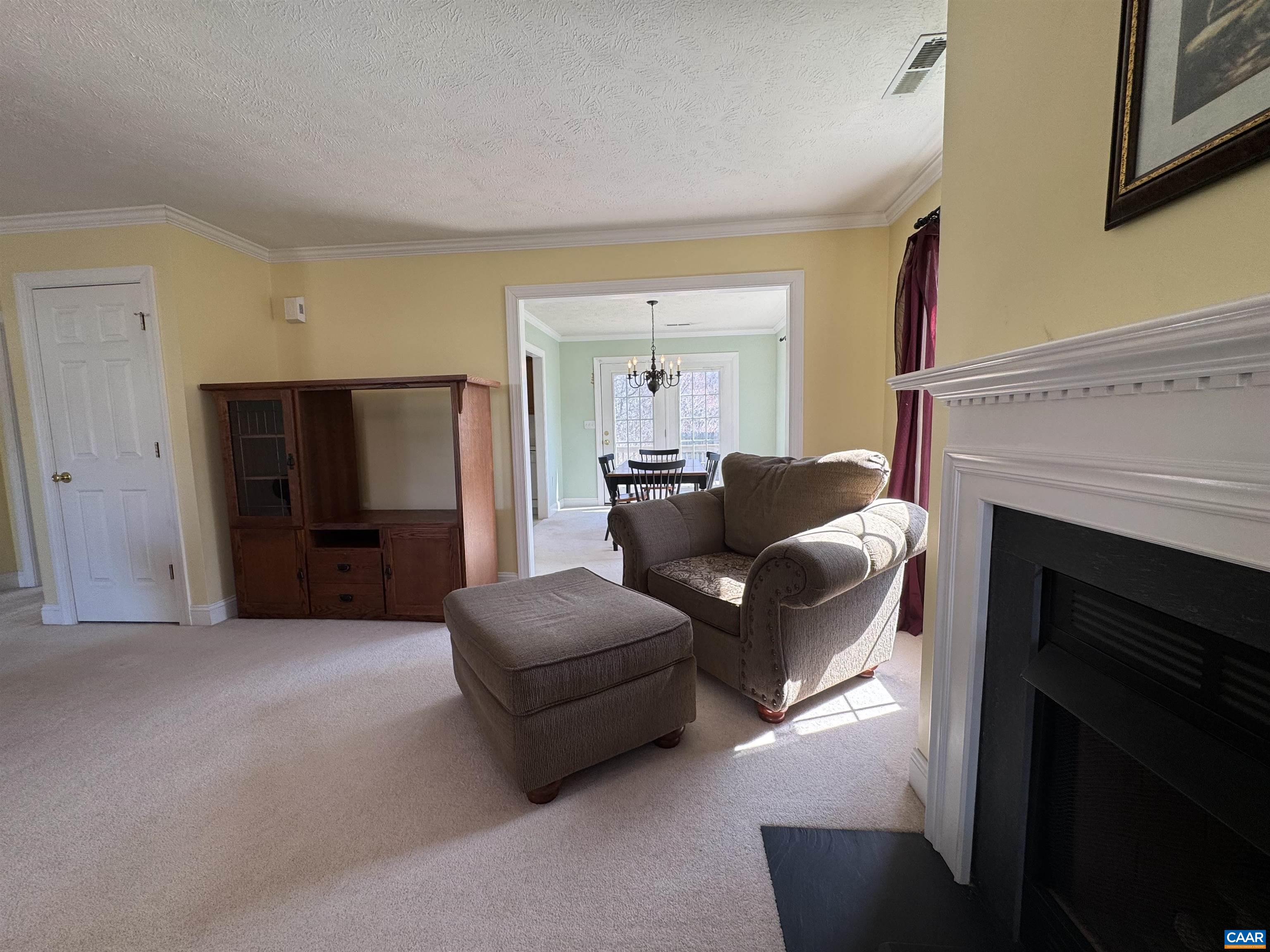 212 KINGSPORT RD, WAYNESBORO, Virginia 22980, 4 Bedrooms Bedrooms, ,2 BathroomsBathrooms,Residential,212 KINGSPORT RD,674184 MLS # 674184