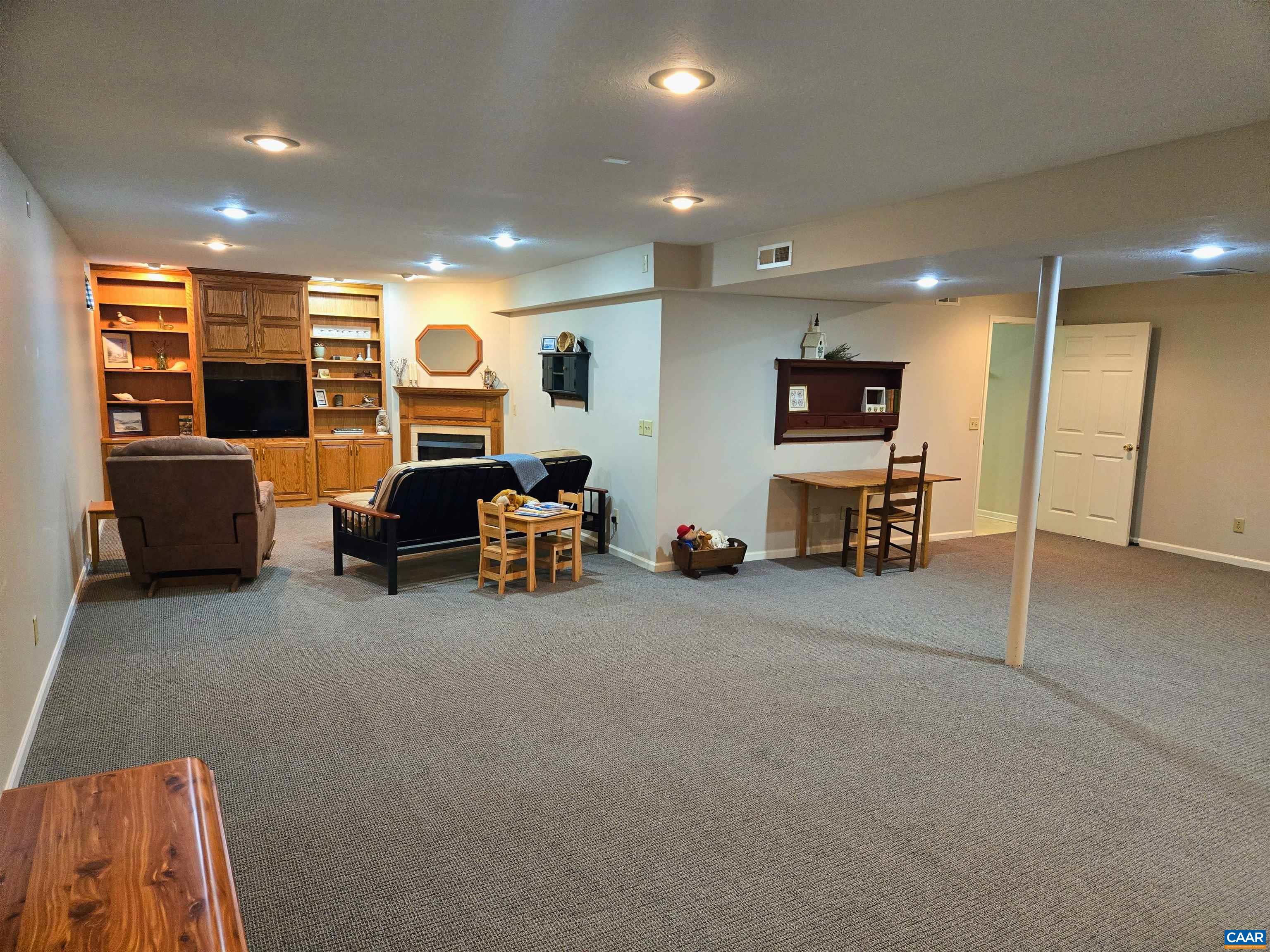 174 RORRER CIR, ROCKINGHAM, Virginia 22801, 4 Bedrooms Bedrooms, ,3 BathroomsBathrooms,Residential,174 RORRER CIR,674187 MLS # 674187