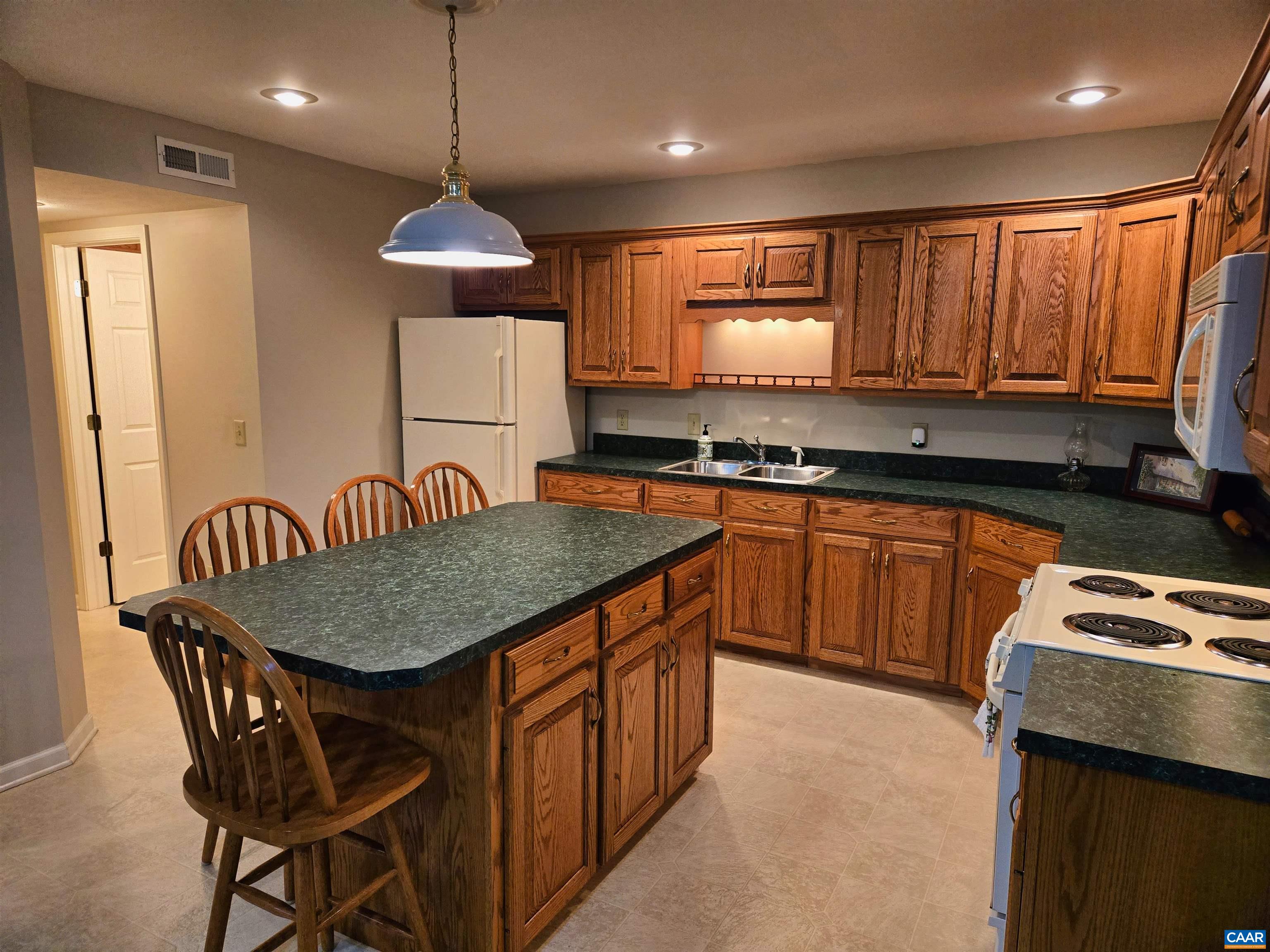 174 RORRER CIR, ROCKINGHAM, Virginia 22801, 4 Bedrooms Bedrooms, ,3 BathroomsBathrooms,Residential,174 RORRER CIR,674187 MLS # 674187