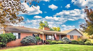 174 RORRER CIR, ROCKINGHAM, Virginia 22801, 4 Bedrooms Bedrooms, ,3 BathroomsBathrooms,Residential,174 RORRER CIR,674187 MLS # 674187