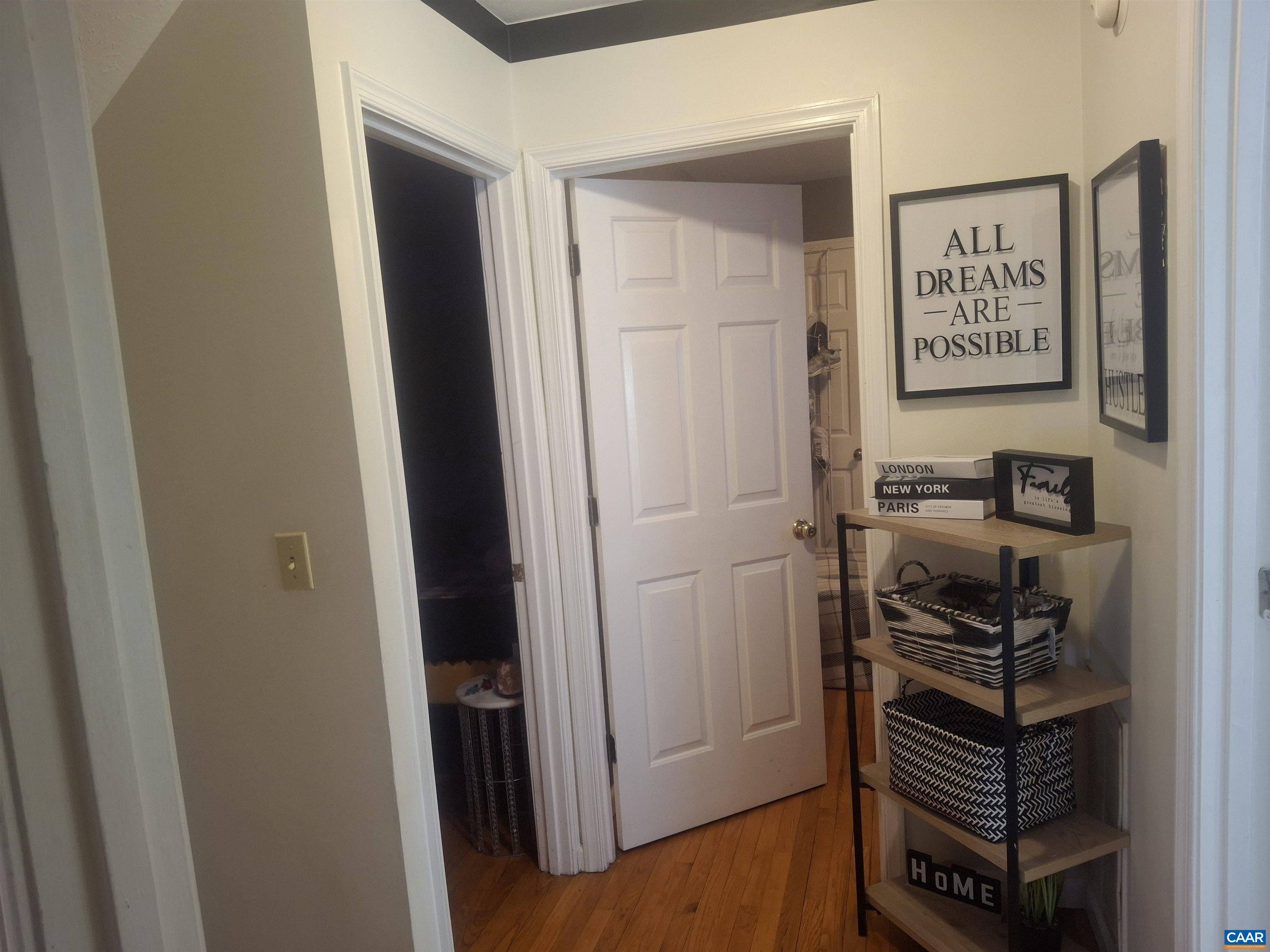 642 N DELPHINE AVE, WAYNESBORO, Virginia 22980, 4 Bedrooms Bedrooms, ,2 BathroomsBathrooms,Residential,642 N DELPHINE AVE,674188 MLS # 674188