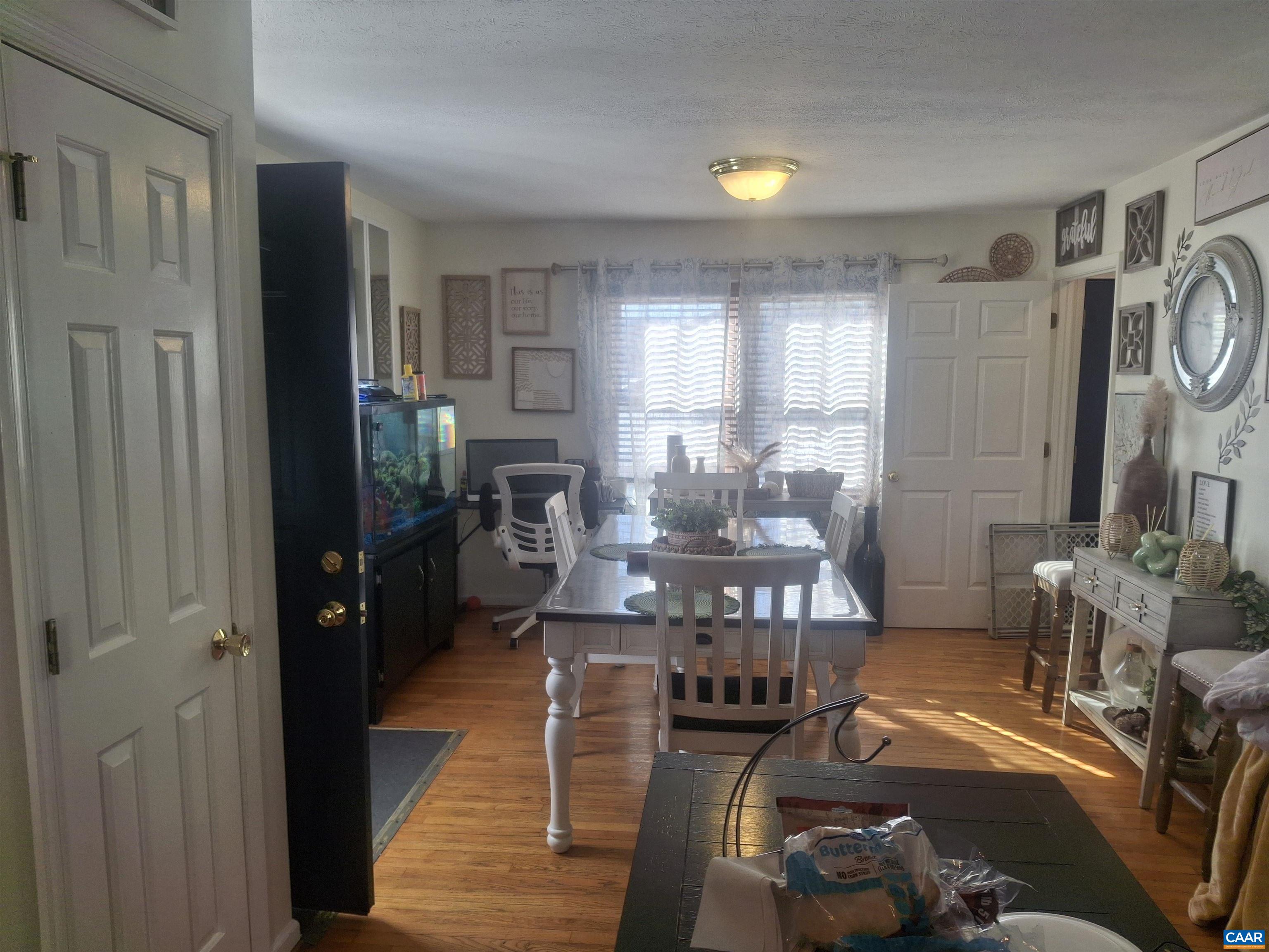 642 N DELPHINE AVE, WAYNESBORO, Virginia 22980, 4 Bedrooms Bedrooms, ,2 BathroomsBathrooms,Residential,642 N DELPHINE AVE,674188 MLS # 674188