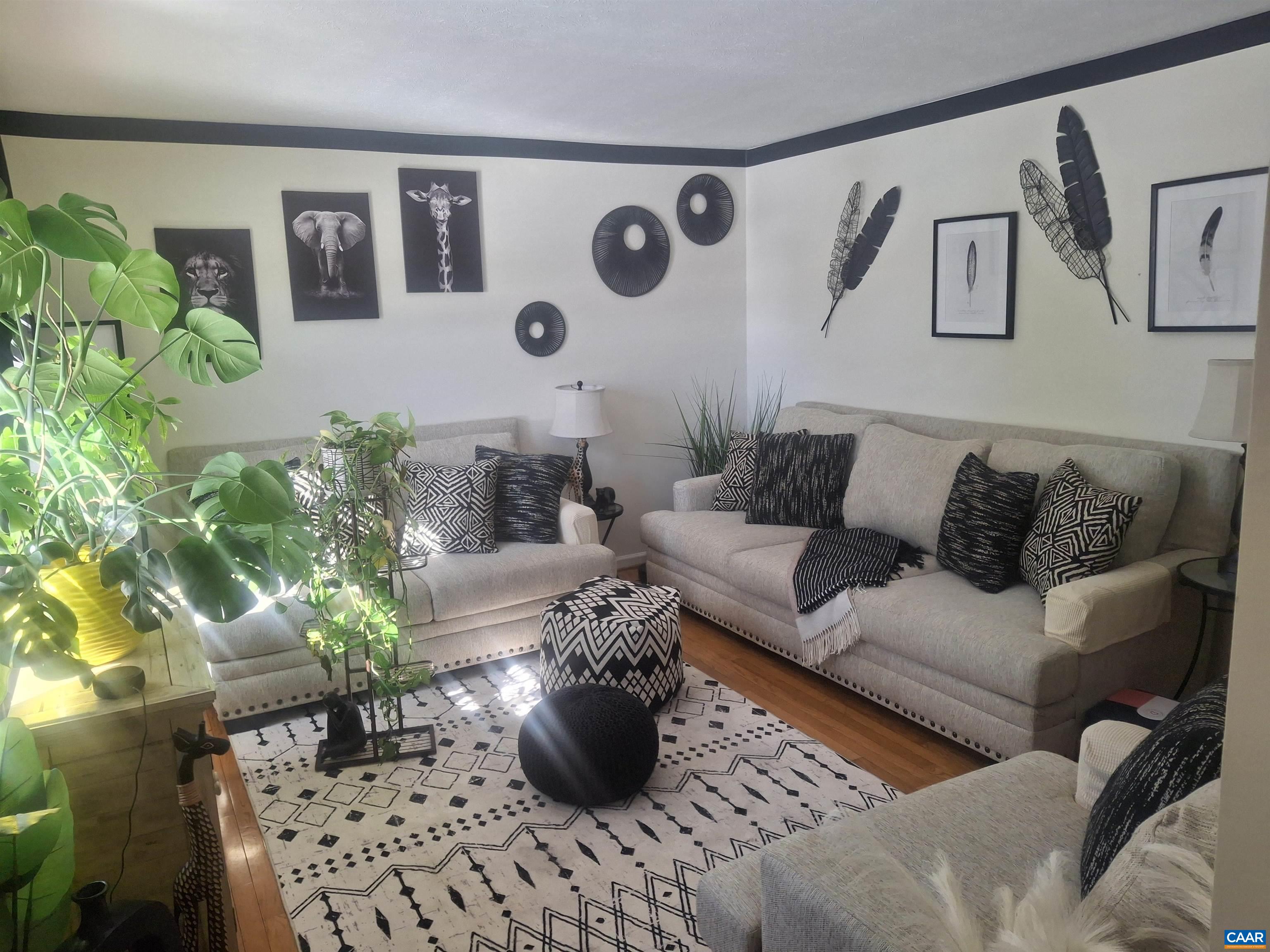 642 N DELPHINE AVE, WAYNESBORO, Virginia 22980, 4 Bedrooms Bedrooms, ,2 BathroomsBathrooms,Residential,642 N DELPHINE AVE,674188 MLS # 674188