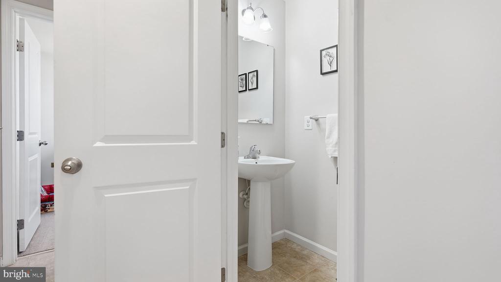 2402 BUTTERNUT LANE, CULPEPER, Virginia 22701, 4 Bedrooms Bedrooms, ,3 BathroomsBathrooms,Residential,2402 BUTTERNUT LANE,VACU2012758 MLS # VACU2012758