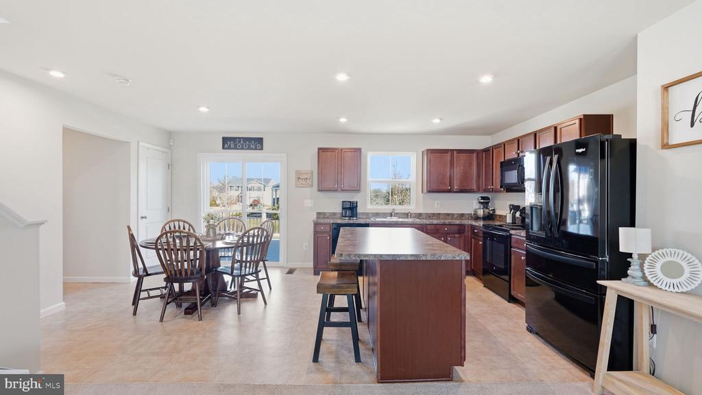 2402 BUTTERNUT LANE, CULPEPER, Virginia 22701, 4 Bedrooms Bedrooms, ,3 BathroomsBathrooms,Residential,2402 BUTTERNUT LANE,VACU2012758 MLS # VACU2012758