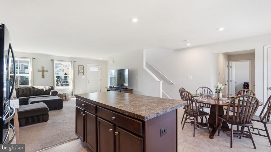 2402 BUTTERNUT LANE, CULPEPER, Virginia 22701, 4 Bedrooms Bedrooms, ,3 BathroomsBathrooms,Residential,2402 BUTTERNUT LANE,VACU2012758 MLS # VACU2012758