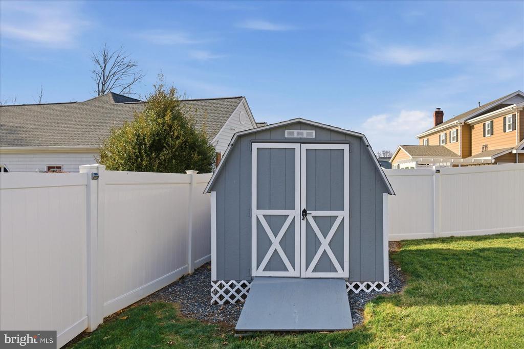 1021 RIDGEMERE LN, CULPEPER, Virginia 22701, 3 Bedrooms Bedrooms, ,2 BathroomsBathrooms,Residential,1021 RIDGEMERE LN,VACU2012724 MLS # VACU2012724