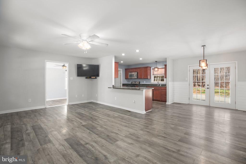 107 WINEWOOD DR, LOCUST GROVE, Virginia 22508, 3 Bedrooms Bedrooms, ,2 BathroomsBathrooms,Residential,107 WINEWOOD DR,VASP2039754 MLS # VASP2039754