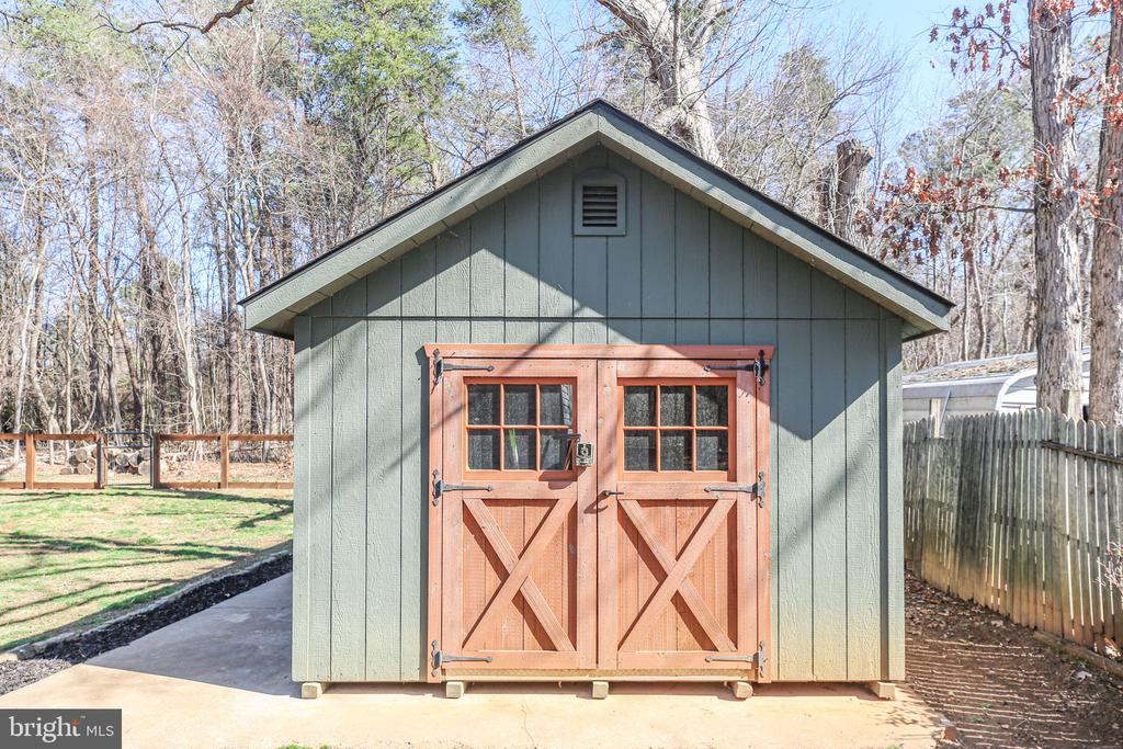 107 WINEWOOD DR, LOCUST GROVE, Virginia 22508, 3 Bedrooms Bedrooms, ,2 BathroomsBathrooms,Residential,107 WINEWOOD DR,VASP2039754 MLS # VASP2039754