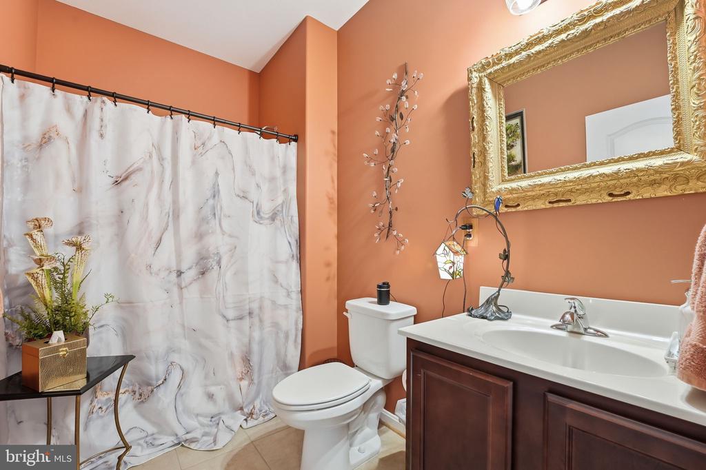 10272 QUARTZ AVE, CULPEPER, Virginia 22701, 5 Bedrooms Bedrooms, ,4 BathroomsBathrooms,Residential,10272 QUARTZ AVE,VACU2012754 MLS # VACU2012754