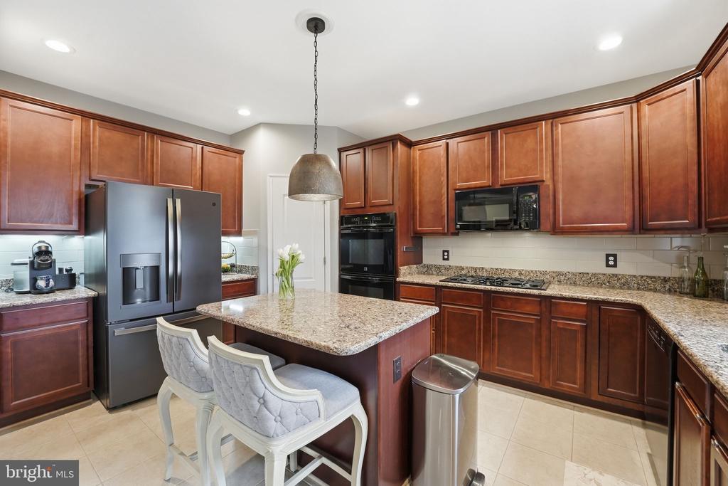 10272 QUARTZ AVE, CULPEPER, Virginia 22701, 5 Bedrooms Bedrooms, ,4 BathroomsBathrooms,Residential,10272 QUARTZ AVE,VACU2012754 MLS # VACU2012754