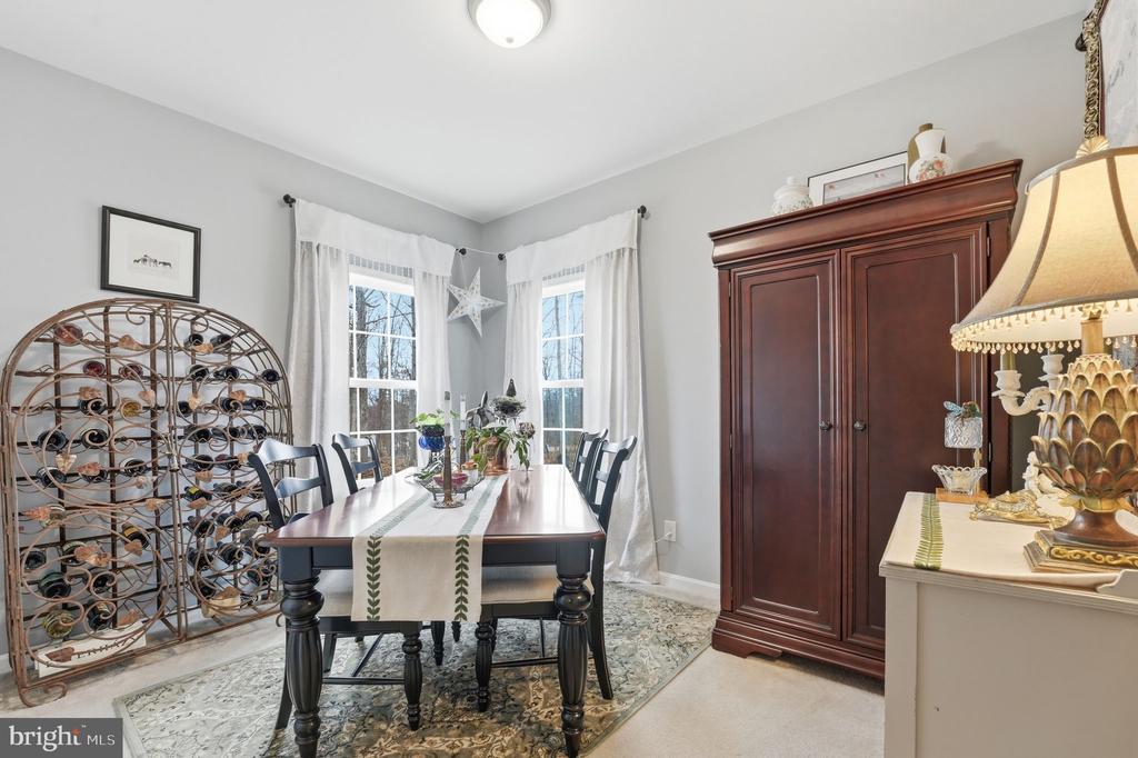 10272 QUARTZ AVE, CULPEPER, Virginia 22701, 5 Bedrooms Bedrooms, ,4 BathroomsBathrooms,Residential,10272 QUARTZ AVE,VACU2012754 MLS # VACU2012754