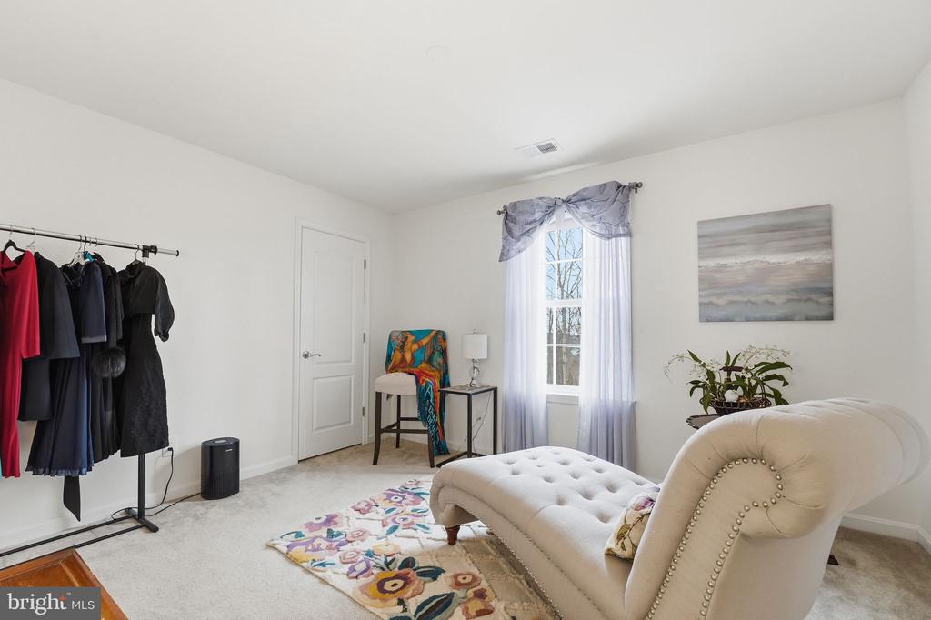 10272 QUARTZ AVE, CULPEPER, Virginia 22701, 5 Bedrooms Bedrooms, ,4 BathroomsBathrooms,Residential,10272 QUARTZ AVE,VACU2012754 MLS # VACU2012754