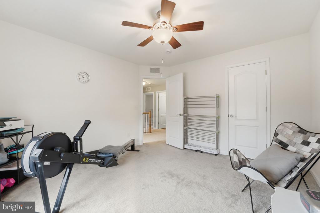 10272 QUARTZ AVE, CULPEPER, Virginia 22701, 5 Bedrooms Bedrooms, ,4 BathroomsBathrooms,Residential,10272 QUARTZ AVE,VACU2012754 MLS # VACU2012754