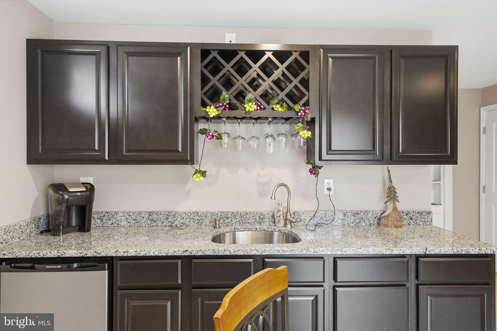 10272 QUARTZ AVE, CULPEPER, Virginia 22701, 5 Bedrooms Bedrooms, ,4 BathroomsBathrooms,Residential,10272 QUARTZ AVE,VACU2012754 MLS # VACU2012754