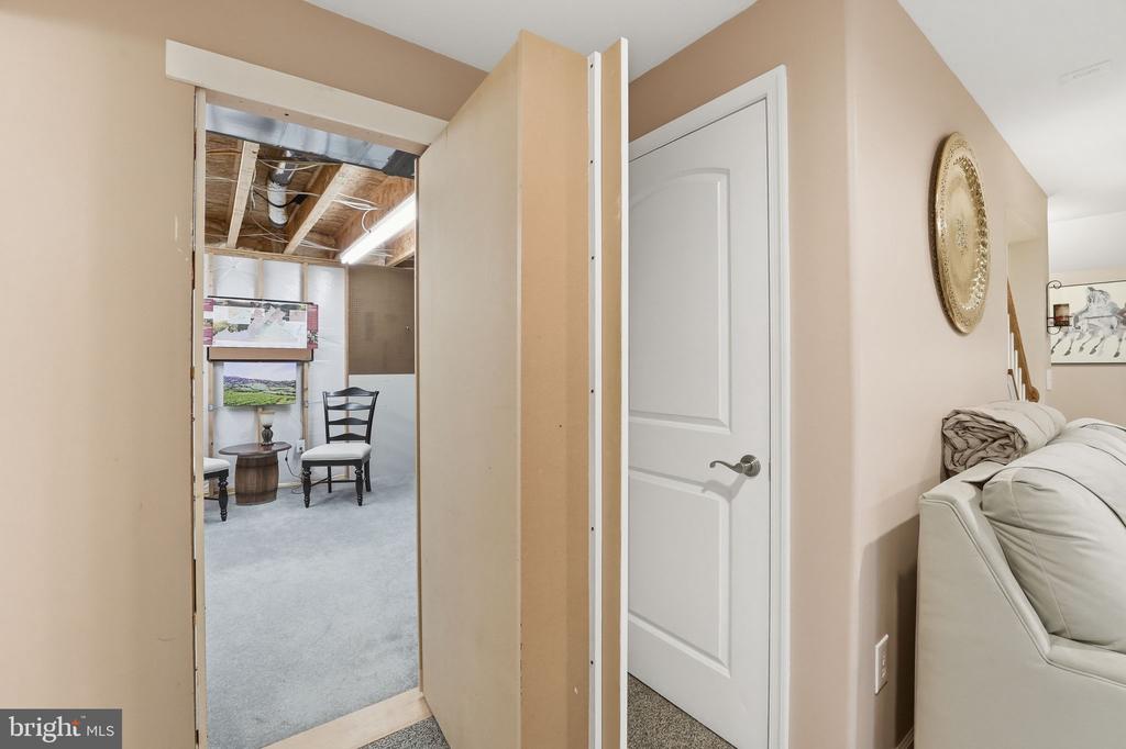 10272 QUARTZ AVE, CULPEPER, Virginia 22701, 5 Bedrooms Bedrooms, ,4 BathroomsBathrooms,Residential,10272 QUARTZ AVE,VACU2012754 MLS # VACU2012754