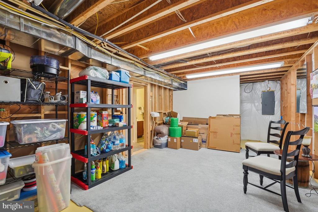 10272 QUARTZ AVE, CULPEPER, Virginia 22701, 5 Bedrooms Bedrooms, ,4 BathroomsBathrooms,Residential,10272 QUARTZ AVE,VACU2012754 MLS # VACU2012754