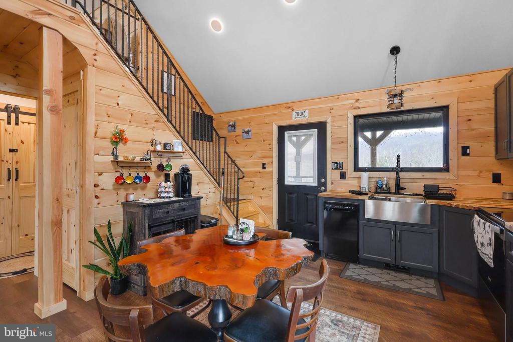 1823 DESERT RD, HAYWOOD, Virginia 22722, 1 Bedroom Bedrooms, ,1 BathroomBathrooms,Residential,1823 DESERT RD,VAMA2002630 MLS # VAMA2002630