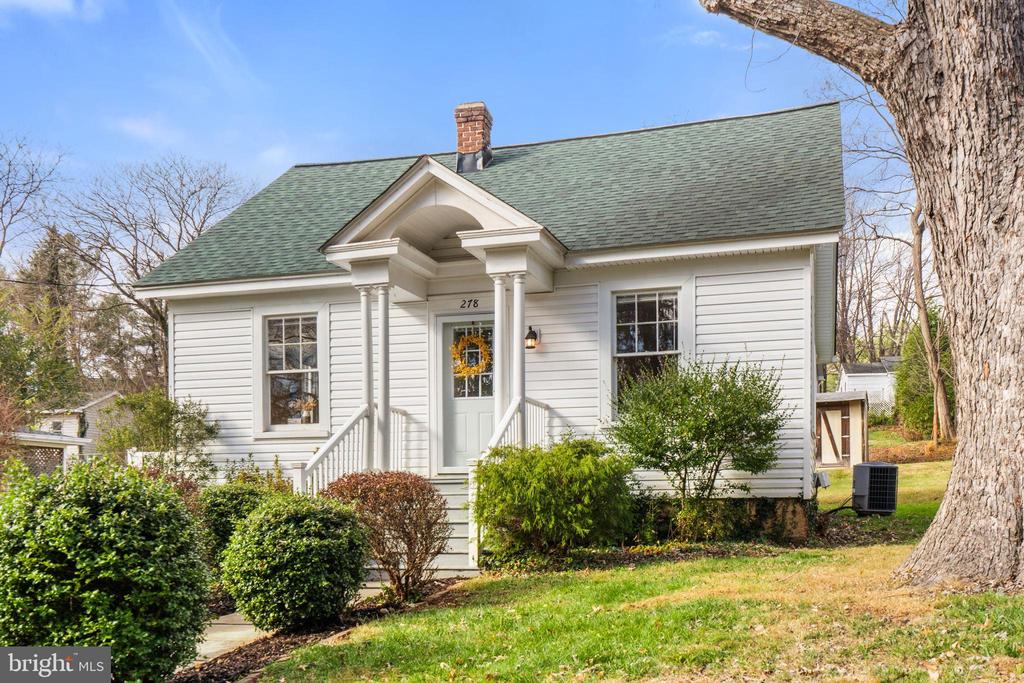 278 ALEXANDRIA PIKE, WARRENTON, Virginia 20186, ,Residential,278 ALEXANDRIA PIKE,VAFQ2020864 MLS # VAFQ2020864 278 ALEXANDRIA PIKE, WARRENTON, Virginia 20186, ,Residential,278 ALEXANDRIA PIKE,VAFQ2020864 MLS # VAFQ2020864