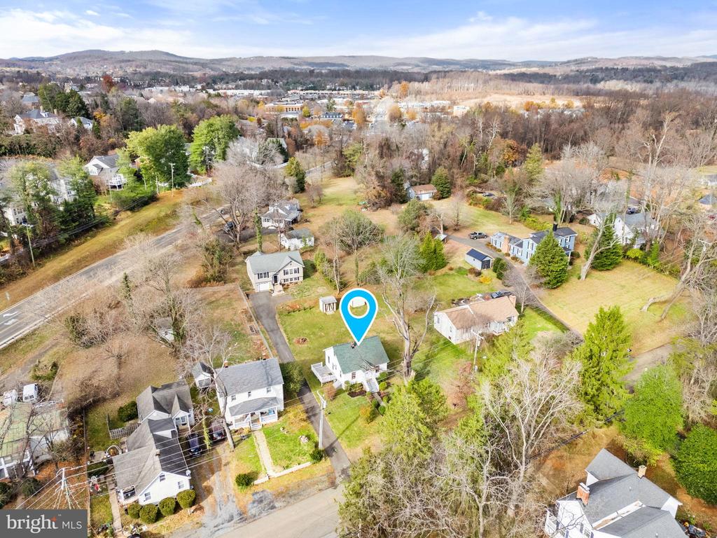 278 ALEXANDRIA PIKE, WARRENTON, Virginia 20186, ,Residential,278 ALEXANDRIA PIKE,VAFQ2020864 MLS # VAFQ2020864 278 ALEXANDRIA PIKE, WARRENTON, Virginia 20186, ,Residential,278 ALEXANDRIA PIKE,VAFQ2020864 MLS # VAFQ2020864