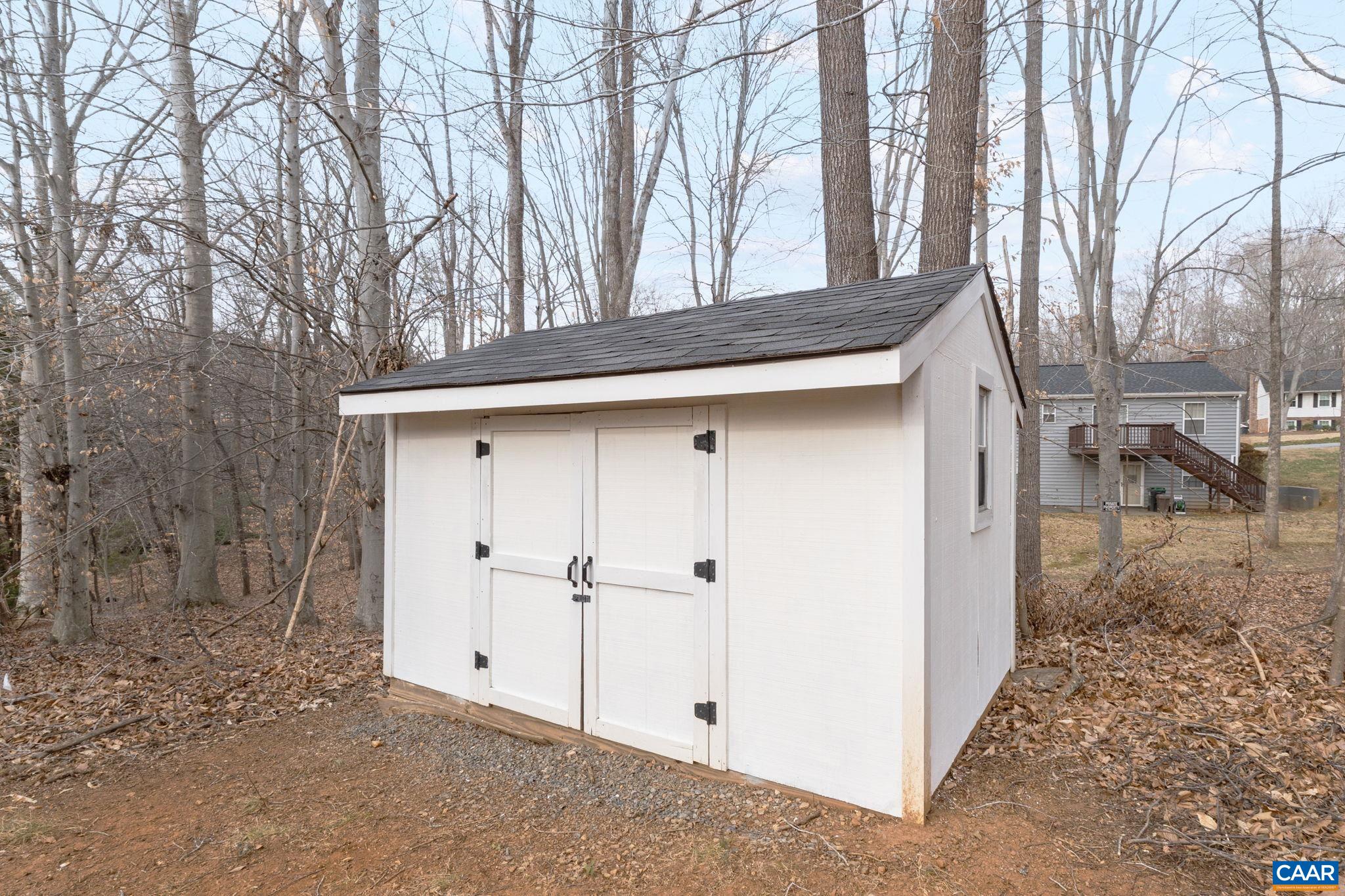 1527 CHERRY BARK LN, CHARLOTTESVILLE, Virginia 22911, 4 Bedrooms Bedrooms, ,2 BathroomsBathrooms,Residential,1527 CHERRY BARK LN,672283 MLS # 672283