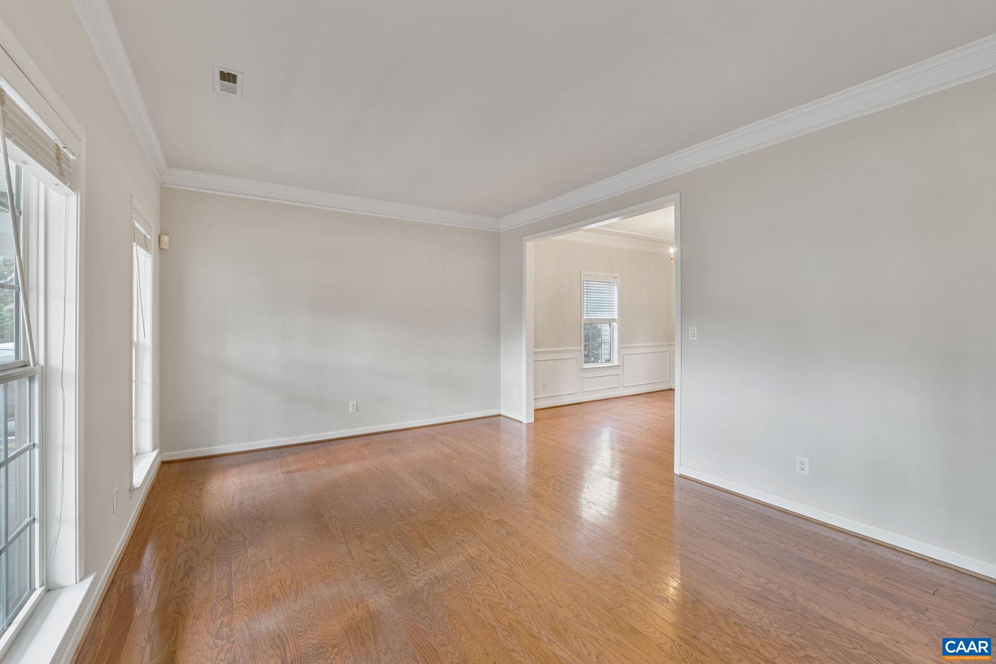 1527 CHERRY BARK LN, CHARLOTTESVILLE, Virginia 22911, 4 Bedrooms Bedrooms, ,2 BathroomsBathrooms,Residential,1527 CHERRY BARK LN,672283 MLS # 672283