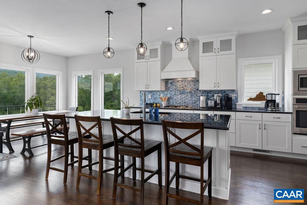 61 HILLSIDE LN, AFTON, Virginia 22920, 5 Bedrooms Bedrooms, ,4 BathroomsBathrooms,Residential,61 HILLSIDE LN,674061 MLS # 674061