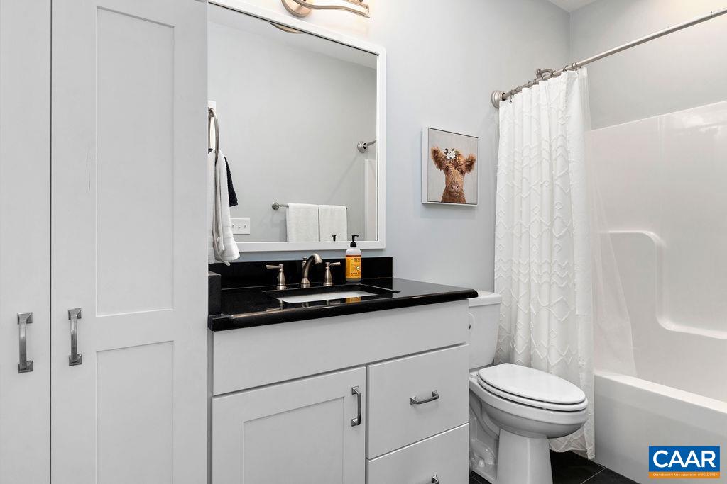 61 HILLSIDE LN, AFTON, Virginia 22920, 5 Bedrooms Bedrooms, ,4 BathroomsBathrooms,Residential,61 HILLSIDE LN,674061 MLS # 674061