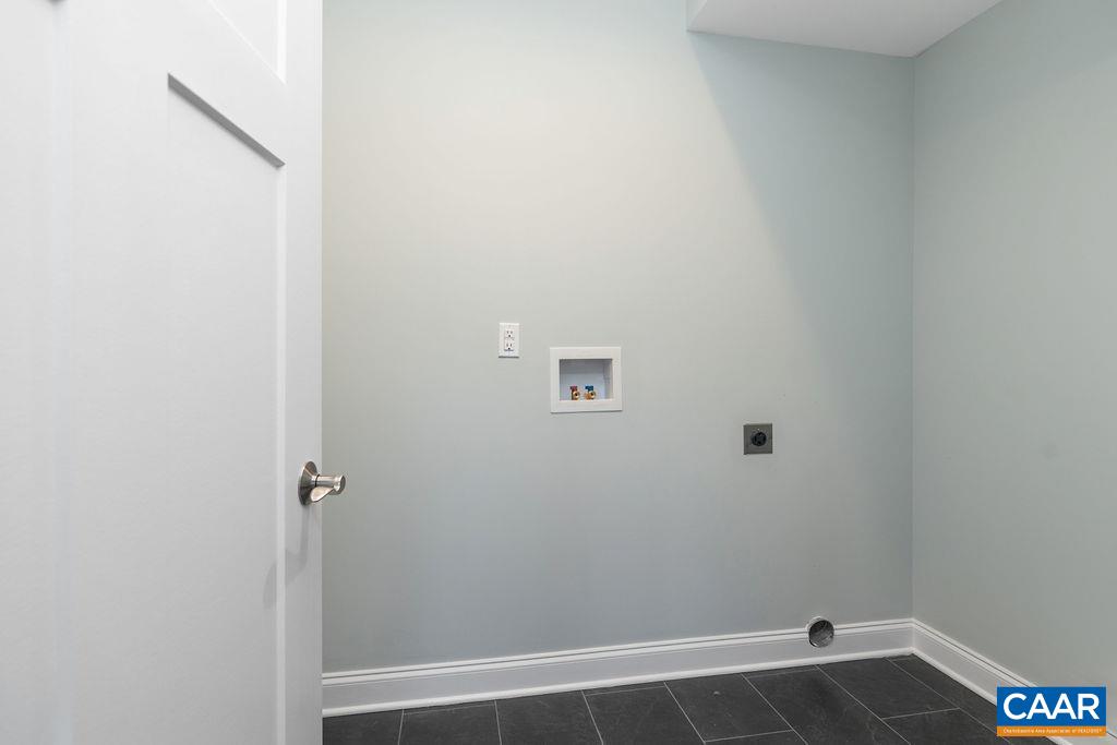 61 HILLSIDE LN, AFTON, Virginia 22920, 5 Bedrooms Bedrooms, ,4 BathroomsBathrooms,Residential,61 HILLSIDE LN,674061 MLS # 674061