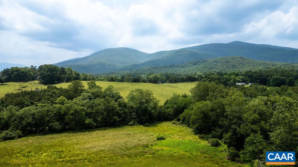 61 HILLSIDE LN, AFTON, Virginia 22920, 5 Bedrooms Bedrooms, ,4 BathroomsBathrooms,Residential,61 HILLSIDE LN,674061 MLS # 674061