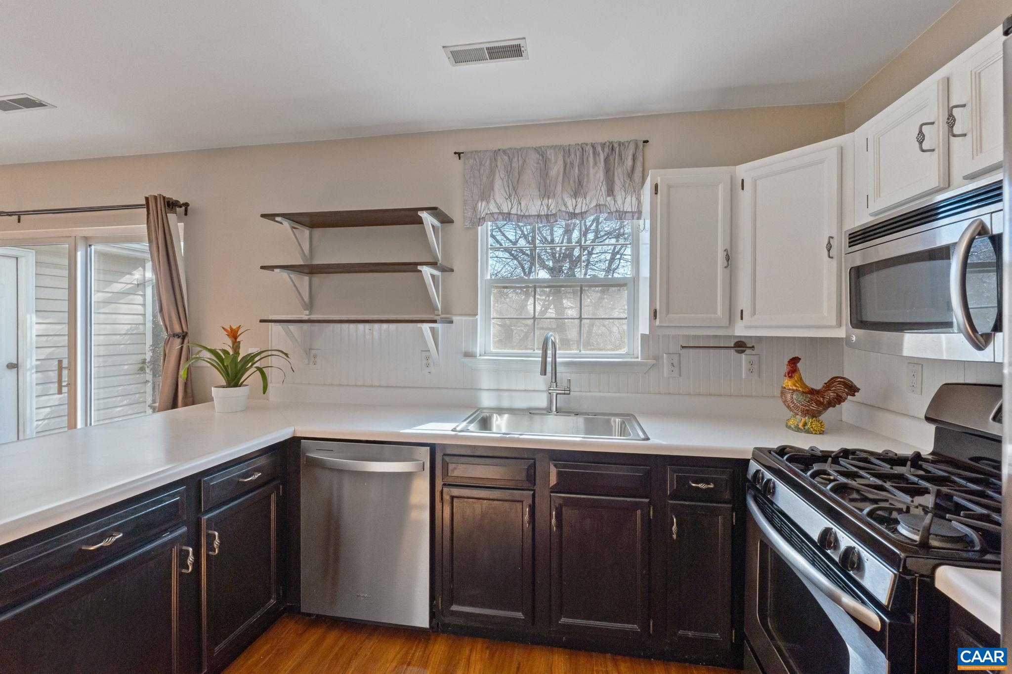 177 BUTTERCUP LN, CHARLOTTESVILLE, Virginia 22902, 3 Bedrooms Bedrooms, ,2 BathroomsBathrooms,Residential,177 BUTTERCUP LN,674069 MLS # 674069