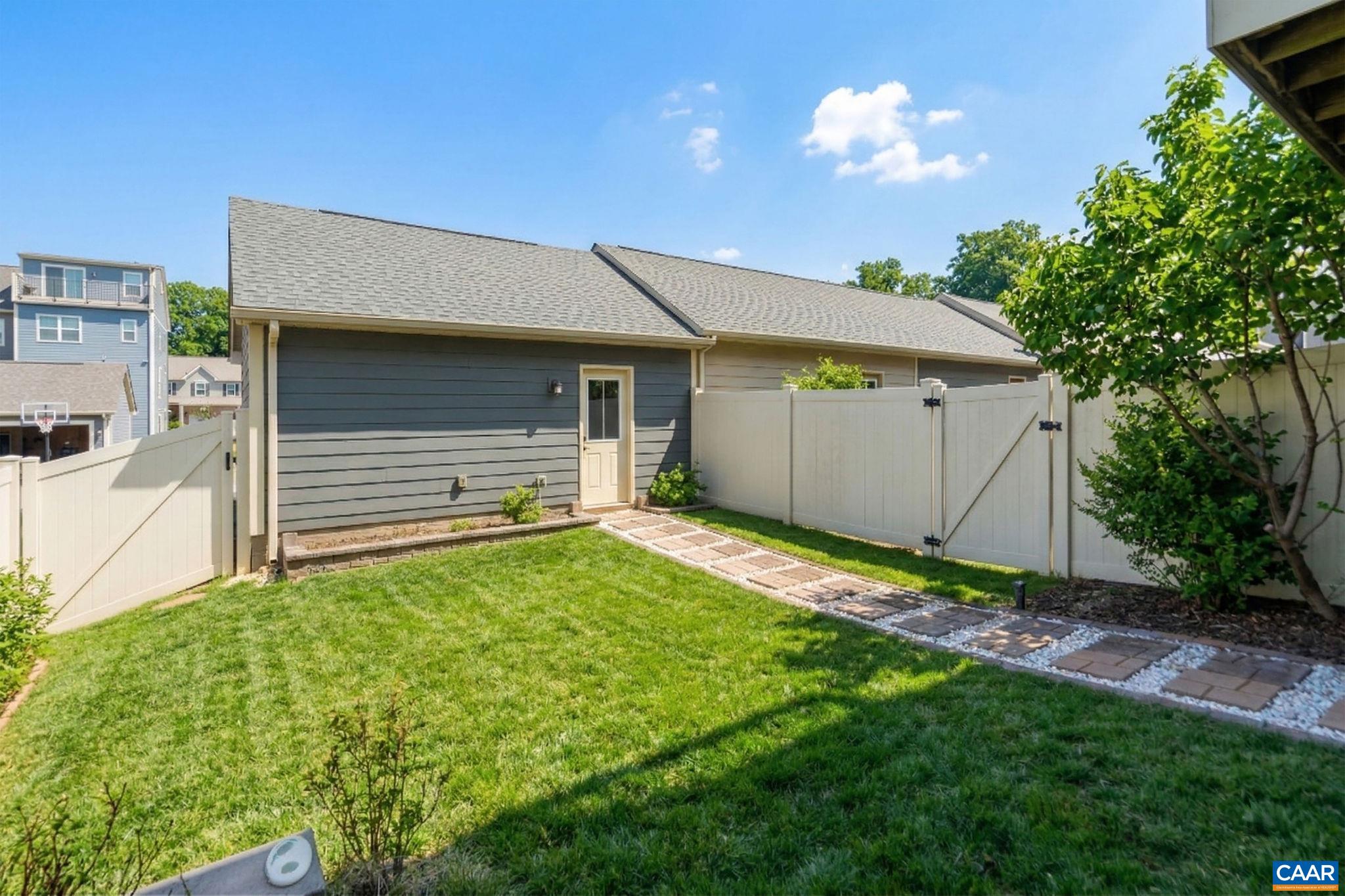 1517 DELPHI LN, CHARLOTTESVILLE, Virginia 22911, 3 Bedrooms Bedrooms, ,3 BathroomsBathrooms,Residential,1517 DELPHI LN,674079 MLS # 674079