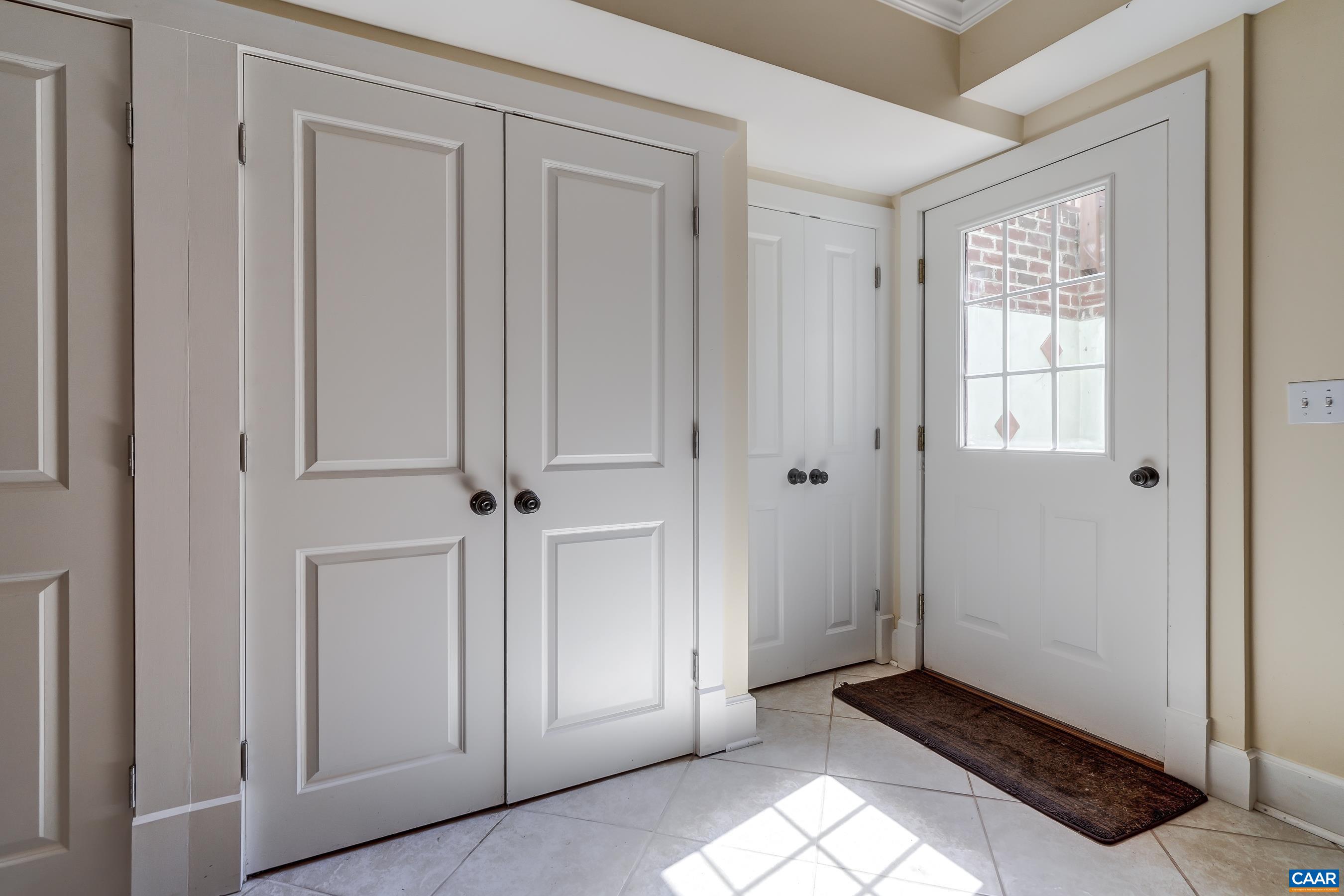 140 LYNX FARM LN, CHARLOTTESVILLE, Virginia 22903, 4 Bedrooms Bedrooms, ,4 BathroomsBathrooms,Residential,140 LYNX FARM LN,674098 MLS # 674098