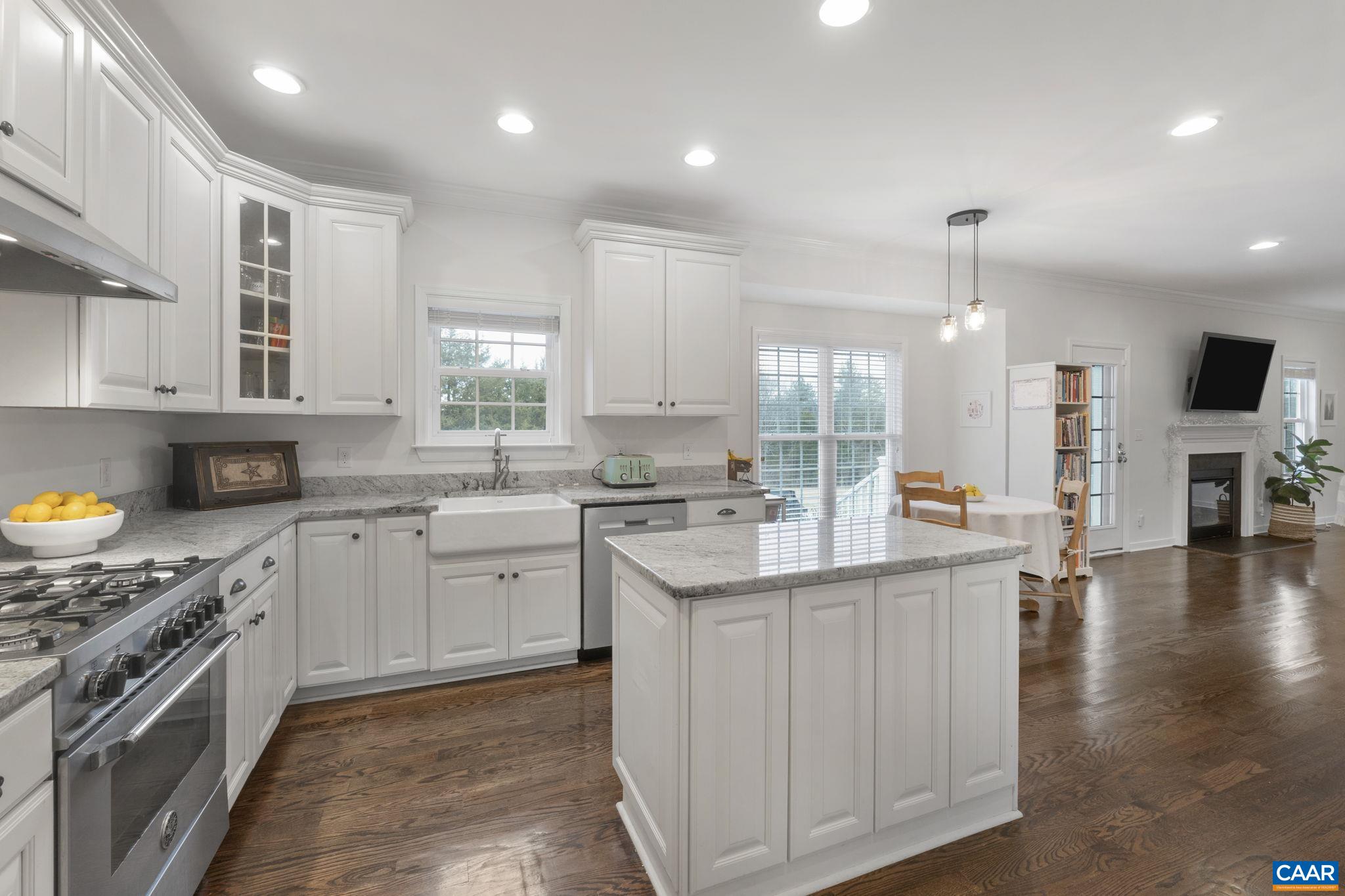 1243 WOODCOCK PL, SCOTTSVILLE, Virginia 24590, 5 Bedrooms Bedrooms, ,2 BathroomsBathrooms,Residential,1243 WOODCOCK PL,674114 MLS # 674114