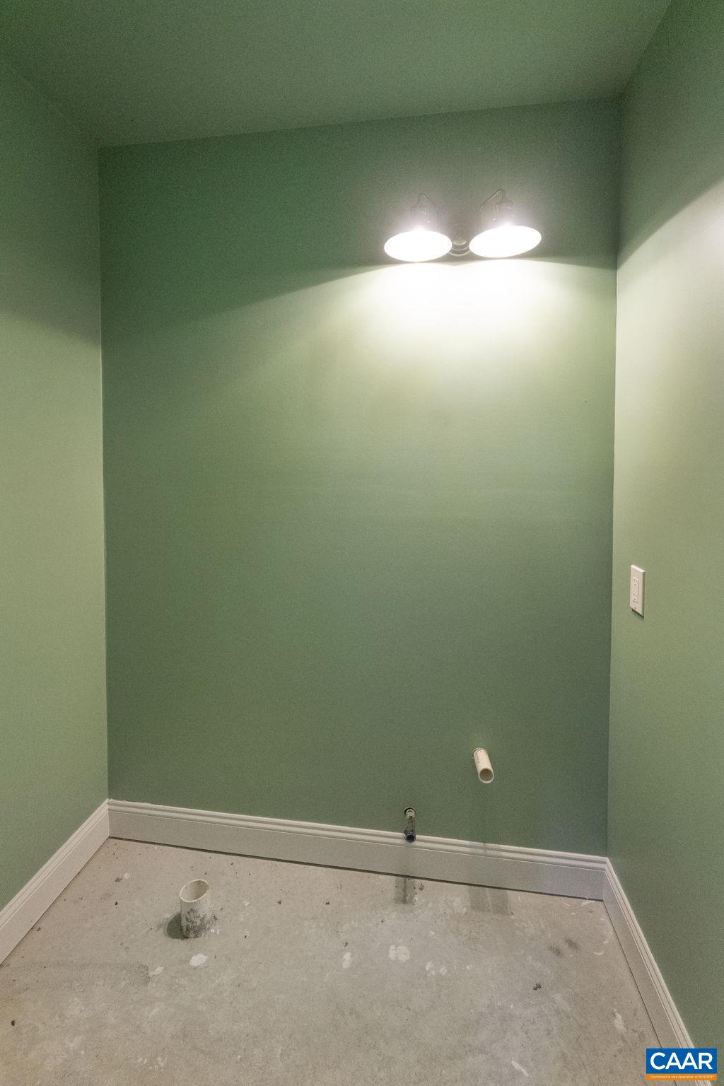 1243 WOODCOCK PL, SCOTTSVILLE, Virginia 24590, 5 Bedrooms Bedrooms, ,2 BathroomsBathrooms,Residential,1243 WOODCOCK PL,674114 MLS # 674114