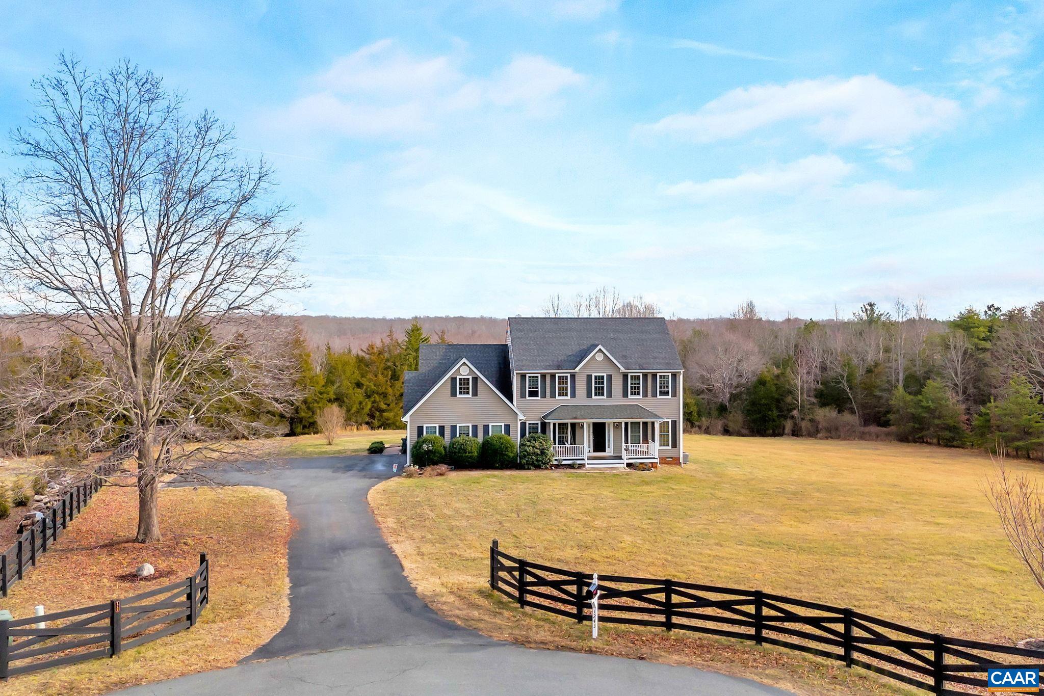 1243 WOODCOCK PL, SCOTTSVILLE, Virginia 24590, 5 Bedrooms Bedrooms, ,2 BathroomsBathrooms,Residential,1243 WOODCOCK PL,674114 MLS # 674114