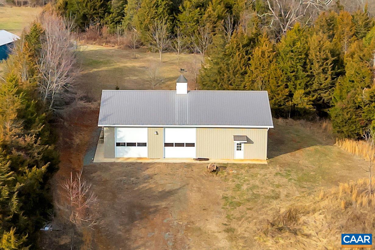 1243 WOODCOCK PL, SCOTTSVILLE, Virginia 24590, 5 Bedrooms Bedrooms, ,2 BathroomsBathrooms,Residential,1243 WOODCOCK PL,674114 MLS # 674114