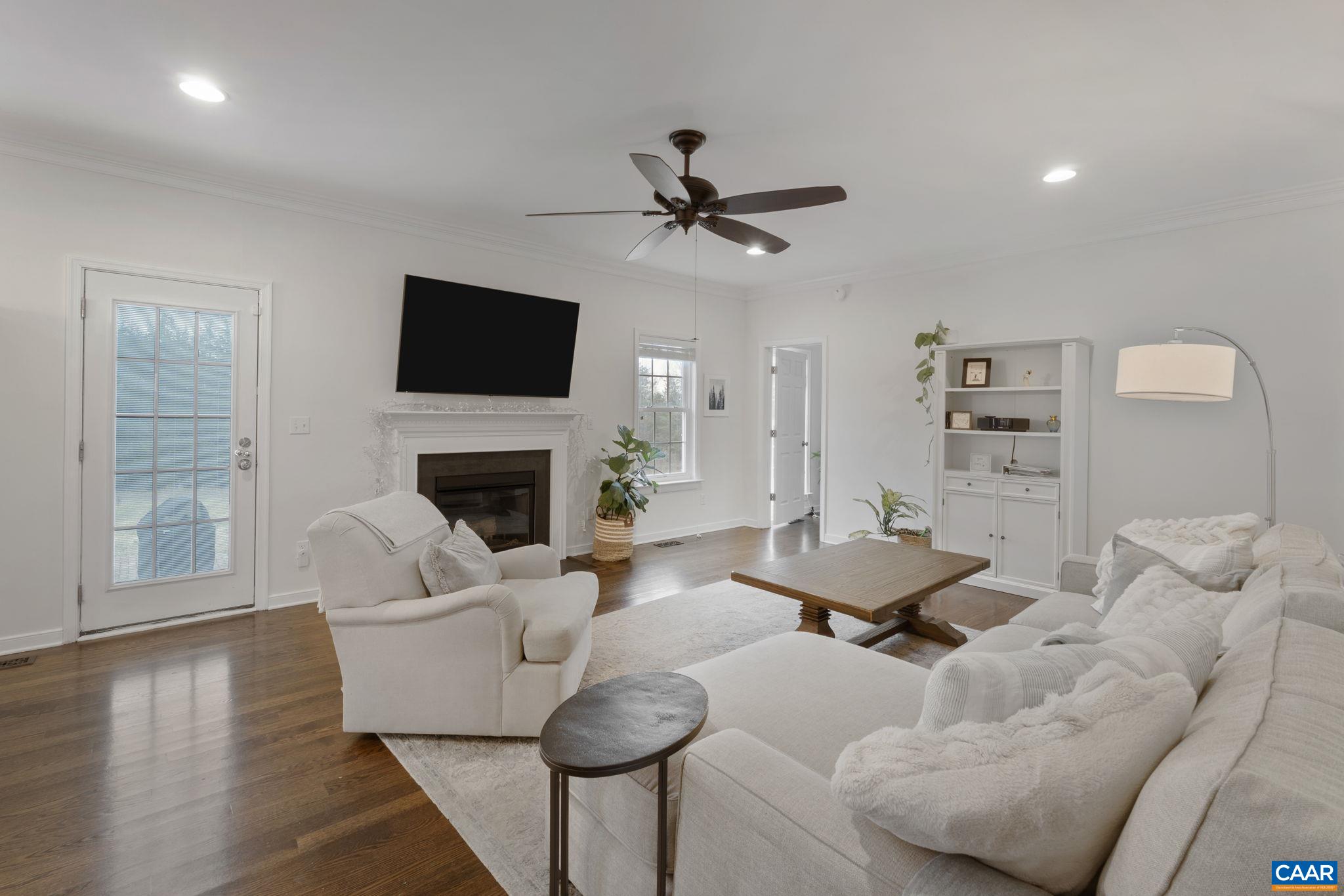 1243 WOODCOCK PL, SCOTTSVILLE, Virginia 24590, 5 Bedrooms Bedrooms, ,2 BathroomsBathrooms,Residential,1243 WOODCOCK PL,674114 MLS # 674114