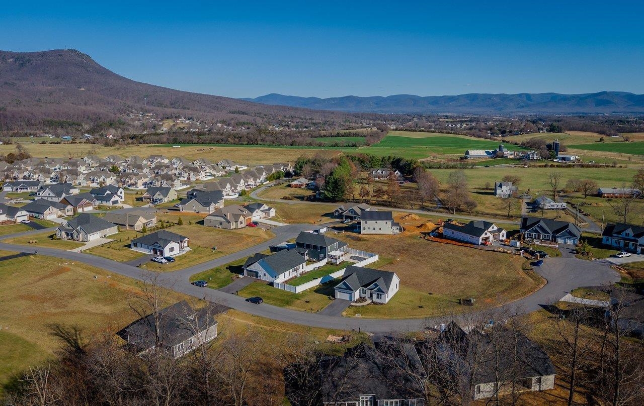 475 BEAUFORD RD, ROCKINGHAM, Virginia 22801, 3 Bedrooms Bedrooms, ,2 BathroomsBathrooms,Residential,475 BEAUFORD RD,674196 MLS # 674196