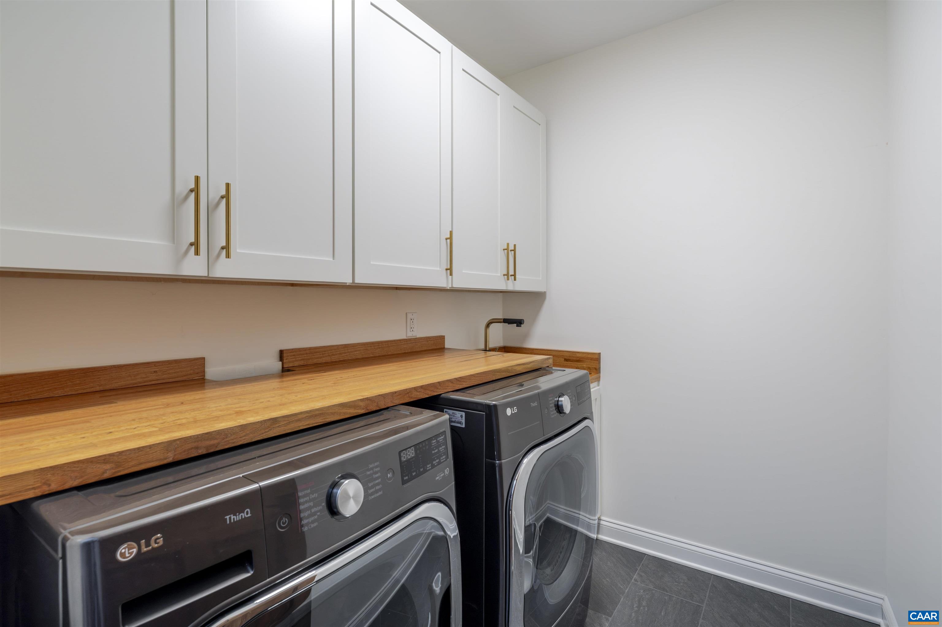 329 CARRSBROOK DR, CHARLOTTESVILLE, Virginia 22901, 5 Bedrooms Bedrooms, ,4 BathroomsBathrooms,Residential,329 CARRSBROOK DR,674205 MLS # 674205