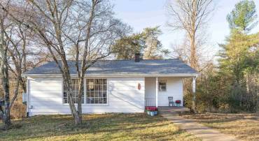 3822 WATTS PASSAGE, CHARLOTTESVILLE, Virginia 22911, 2 Bedrooms Bedrooms, ,1 BathroomBathrooms,Residential,3822 WATTS PASSAGE,674208 MLS # 674208