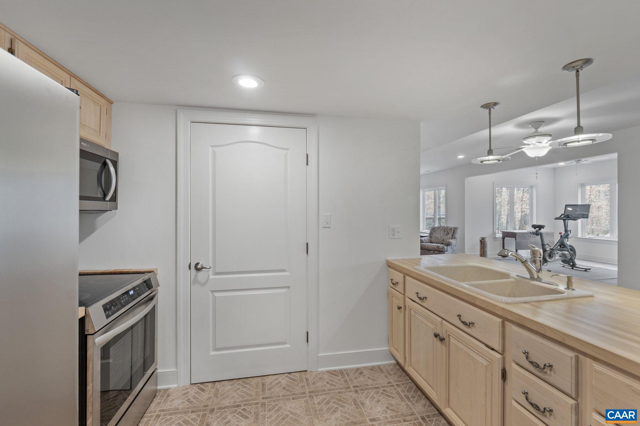 9130 TOTIER CREEK RD, SCOTTSVILLE, Virginia 24590, 4 Bedrooms Bedrooms, ,2 BathroomsBathrooms,Residential,INDIGO HIDEAWAY AT TOTIER CREEK,9130 TOTIER CREEK RD,674210 MLS # 674210