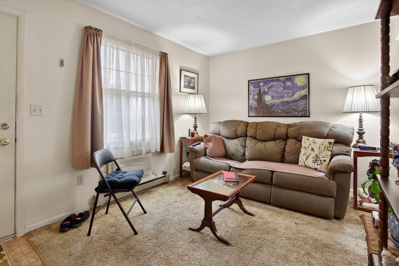 990, 992, 994 CHICAGO AVE, HARRISONBURG, Virginia 22802, ,Commercial,990, 992, 994 CHICAGO AVE,674218 MLS # 674218