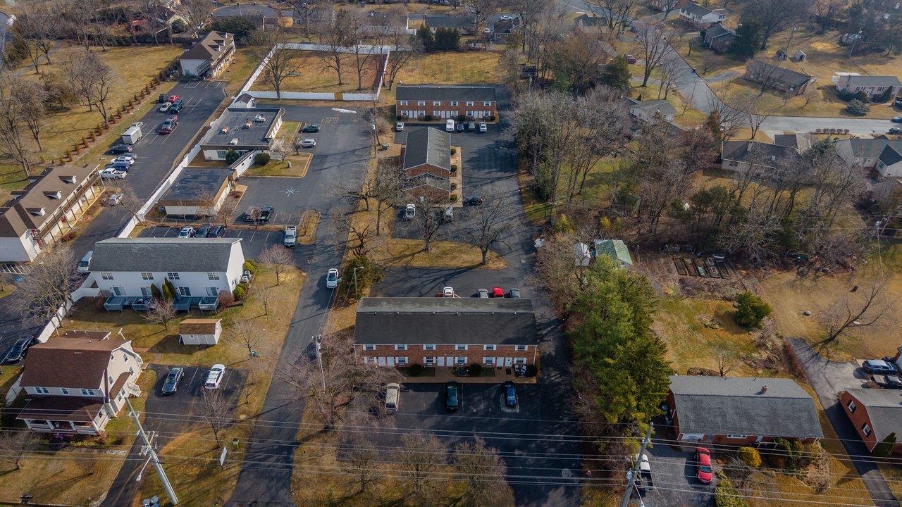 990, 992, 994 CHICAGO AVE, HARRISONBURG, Virginia 22802, ,Commercial,990, 992, 994 CHICAGO AVE,674218 MLS # 674218