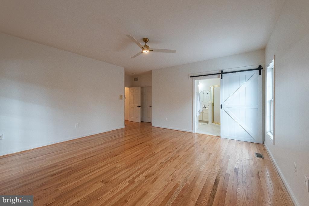 158 N VIEW CIR, WARRENTON, Virginia 20186, 4 Bedrooms Bedrooms, ,3 BathroomsBathrooms,Residential,158 N VIEW CIR,VAFQ2020460 MLS # VAFQ2020460