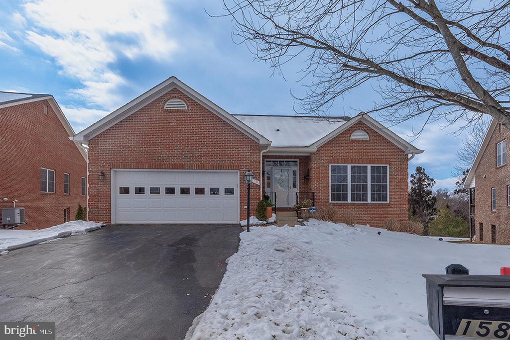 158 N VIEW CIR, WARRENTON, Virginia 20186, 4 Bedrooms Bedrooms, ,3 BathroomsBathrooms,Residential,158 N VIEW CIR,VAFQ2020460 MLS # VAFQ2020460