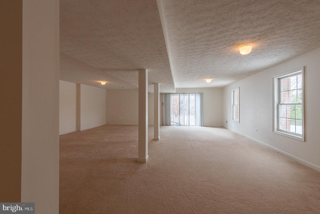 158 N VIEW CIR, WARRENTON, Virginia 20186, 4 Bedrooms Bedrooms, ,3 BathroomsBathrooms,Residential,158 N VIEW CIR,VAFQ2020460 MLS # VAFQ2020460