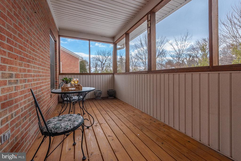 158 N VIEW CIR, WARRENTON, Virginia 20186, 4 Bedrooms Bedrooms, ,3 BathroomsBathrooms,Residential,158 N VIEW CIR,VAFQ2020460 MLS # VAFQ2020460