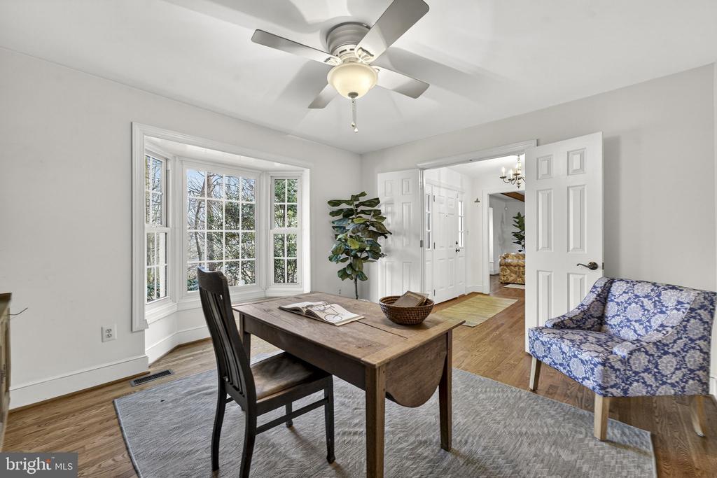 5835 HUNTON WOOD DR, BROAD RUN, Virginia, 3 Bedrooms Bedrooms, ,3 BathroomsBathrooms,Residential,5835 HUNTON WOOD DR,VAFQ2020832 MLS # VAFQ2020832