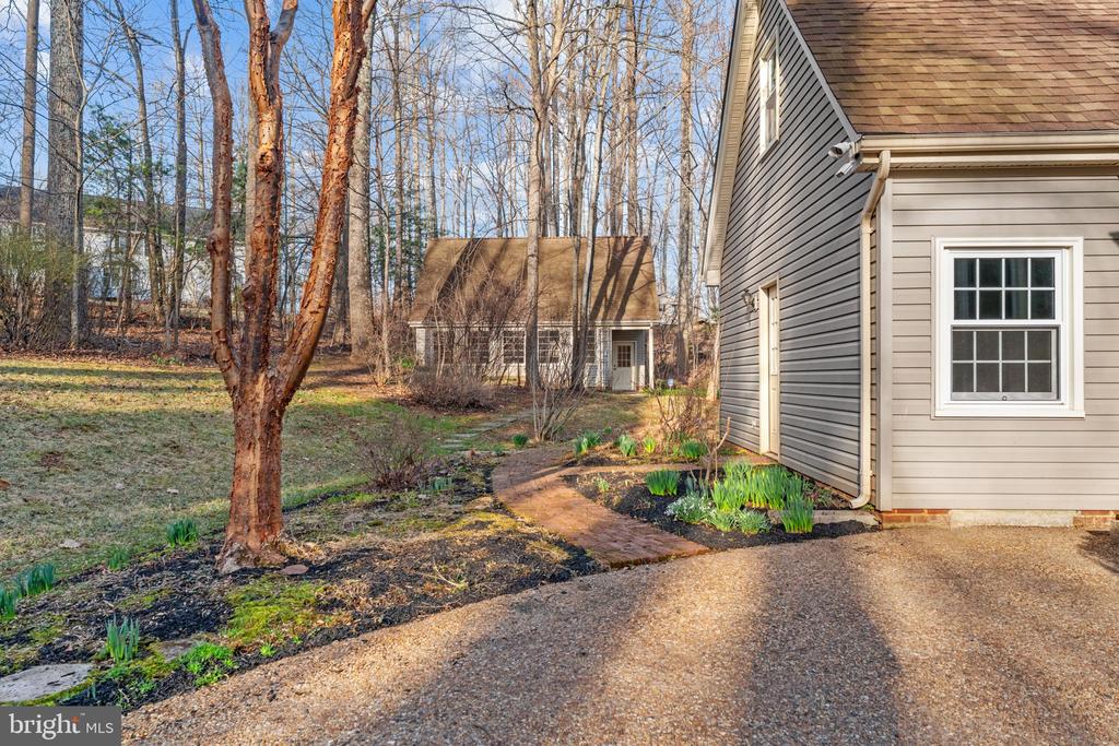 5835 HUNTON WOOD DR, BROAD RUN, Virginia, 3 Bedrooms Bedrooms, ,3 BathroomsBathrooms,Residential,5835 HUNTON WOOD DR,VAFQ2020832 MLS # VAFQ2020832